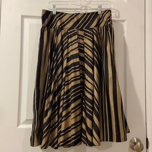Vintage DKNY Silk Flowy Skirt with Pockets Size 6
